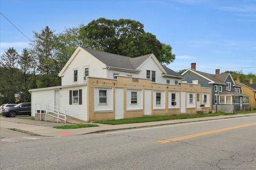124 Main St, Baltic, CT, 06330-1353 | Card Image