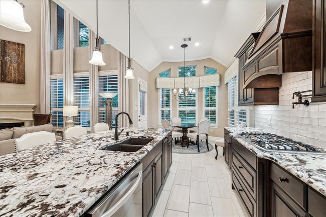 Gorgeous granite NEVER goes out of style! | Image 12