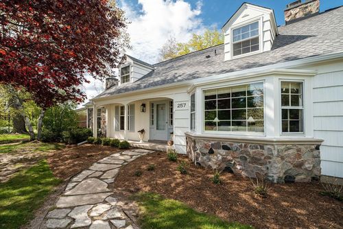 257 W Suburban Drive, Fox Point, WI, 53217 | Card Image