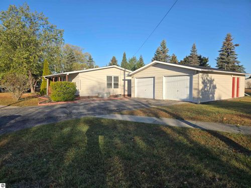 10330 7th Street, Oscoda, MI, 48750 | Card Image