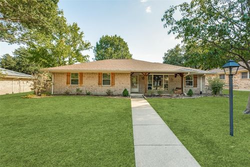 2316 Northcrest Dr, Plano, TX, 75075-8353 | Card Image