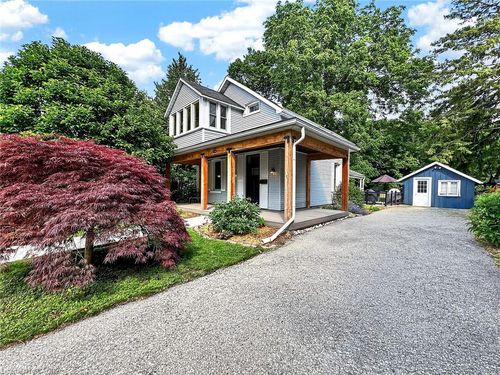 65 Oak St, Cambridge, ON, N1R4L1 | Card Image