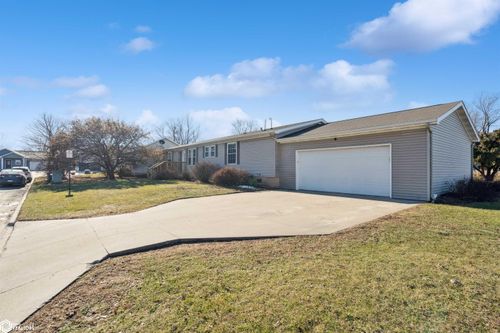 202 Park Pl, State Center, IA, 50247-7774 | Card Image