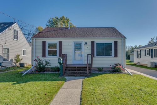 823 Martin Street, MENASHA, WI, 54952 | Card Image