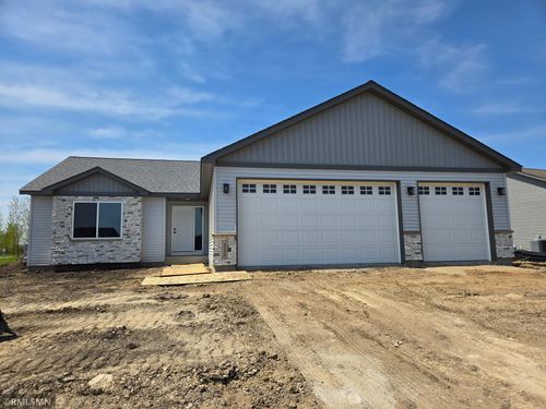 320 S Gloria Dr, Green Isle, MN, 55338-4510 | Card Image