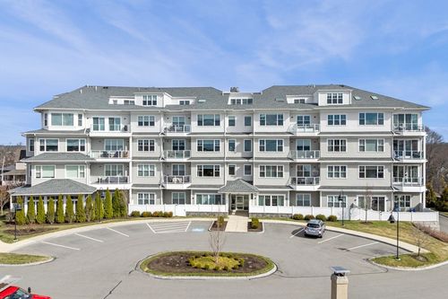 202-71 Greenwood Ave, Swampscott, MA, 01907-2176 | Card Image
