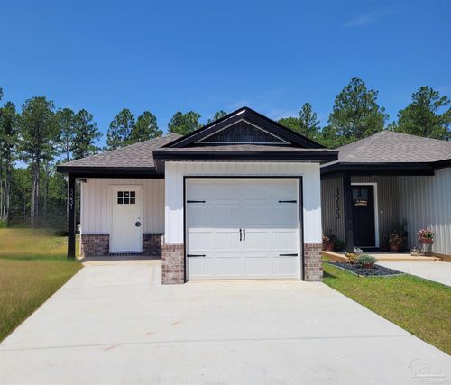 3231 Damon Dr, Milton, FL, 32583-6544 | Card Image