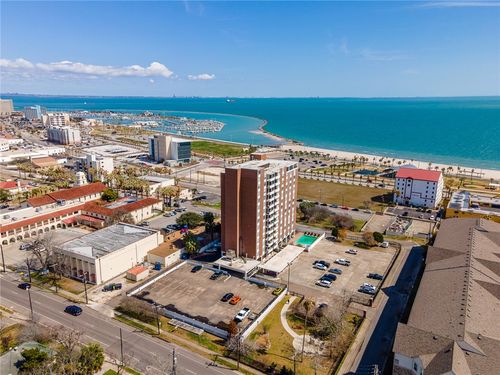 apt-303-715 S Upper Broadway St, Corpus Christi, TX, 78401-3541 | Card Image