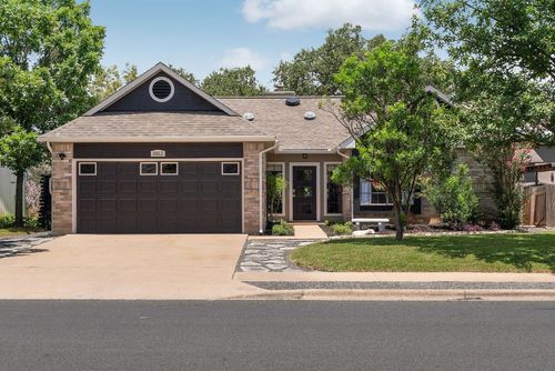 5812 Abilene Trl, Austin, TX, 78749-2852 | Card Image
