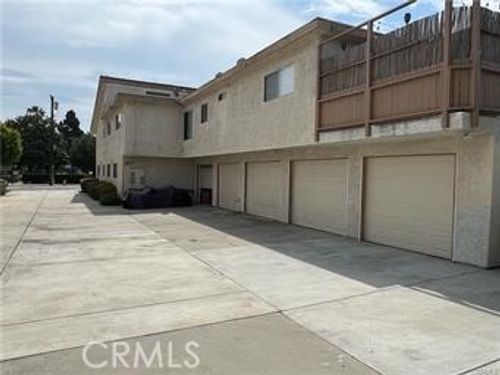 16781 Green Ln, Huntington Beach, CA, 92649 | Card Image