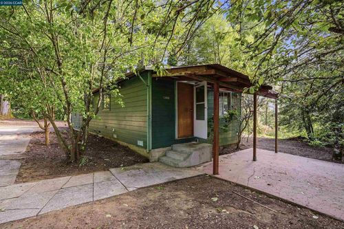 12450 Skyline Blvd, Redwood City, CA, 94062-4554 | Card Image