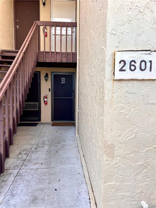 unit-b-2601 Pine Lake Ter, SARASOTA, FL, 34237-4549 | Card Image