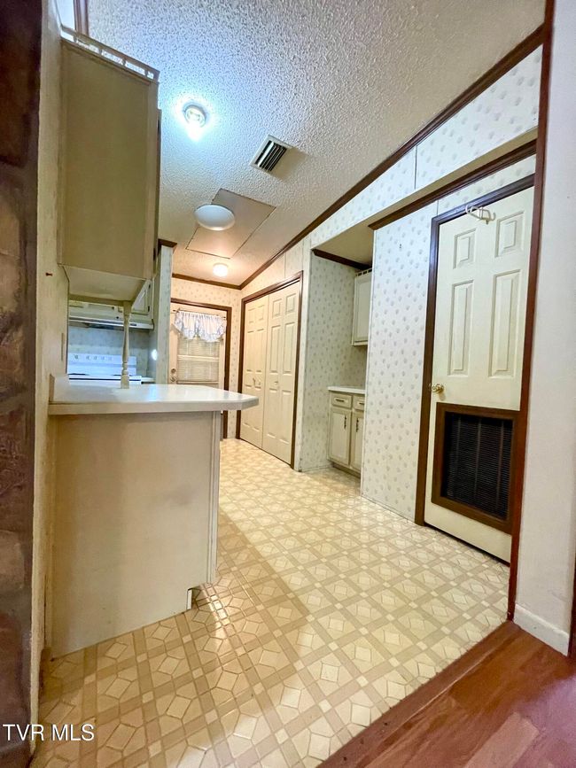 446 Bethel Rd, House other with 3 bedrooms, 2 bathrooms and null parking in Nickelsville VA | Image 7