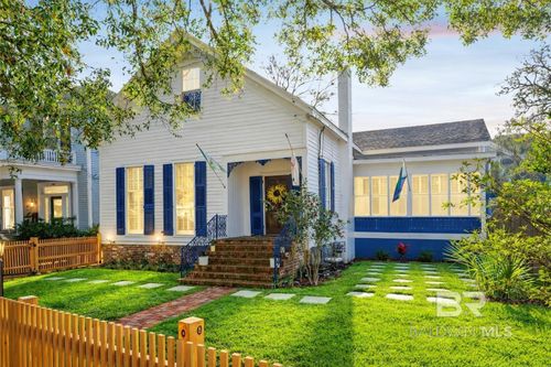 202 Roper St, Mobile, AL, 36604-2920 | Card Image
