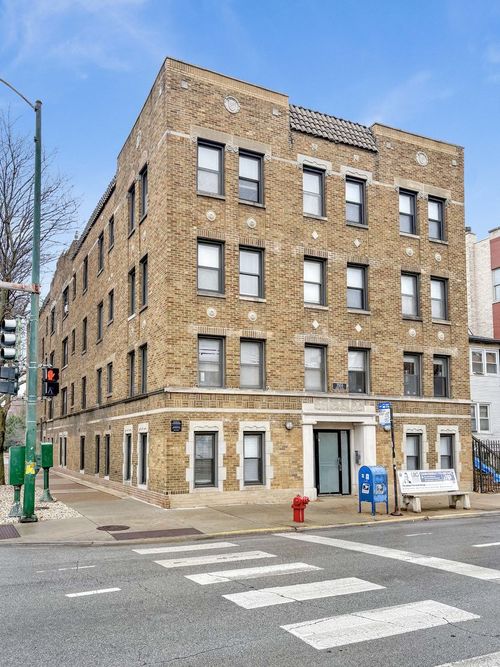 apt-1h-2959 Damen Ave, Chicago, IL, 60618-8246 | Card Image
