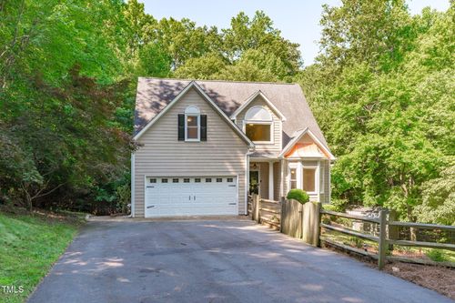 105 Greenbriar Court, Chapel Hill, NC, 27516 | Card Image