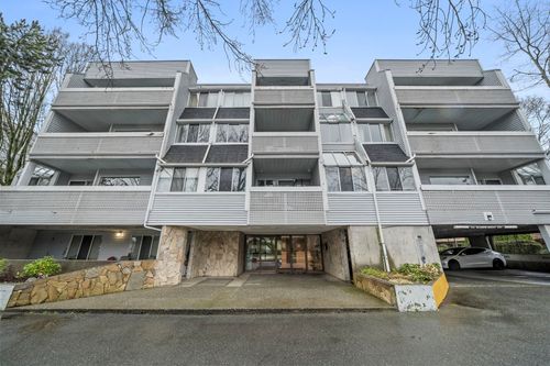 211-7471 Blundell Rd, Richmond, BC, V6Y1J6 | Card Image