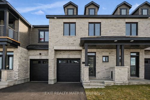 943 Cologne St, Embrun, ON, K0A1W0 | Card Image