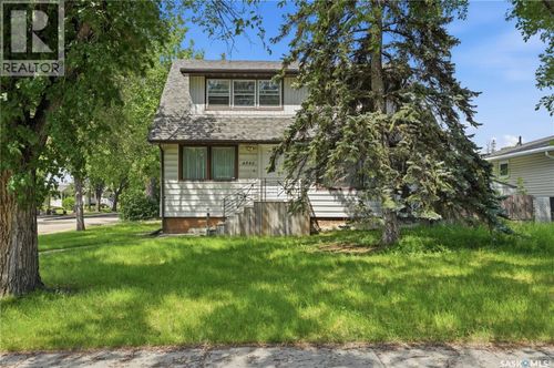 4240 8th Ave, Regina, SK, S4T0T7 | Card Image