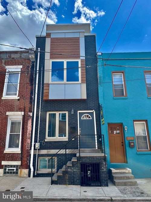 2340 Greenwich St, PHILADELPHIA, PA, 19146-4109 | Card Image