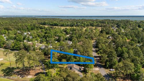 302 Lord Granville Dr, Morehead City, NC, 28557-8956 | Card Image