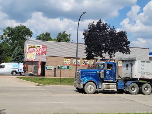 4650 Beech Daly St, Dearborn Heights, MI, 48125-1571 | Card Image