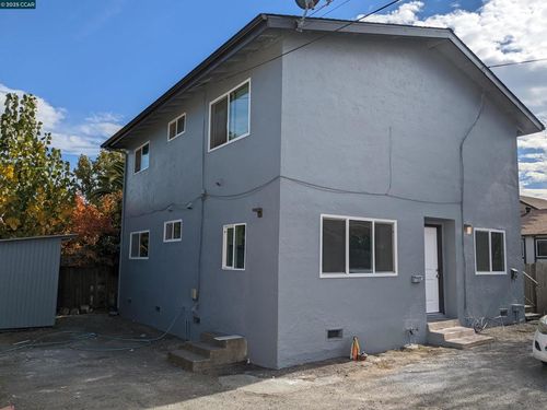 2008 Marin St, Vallejo, CA, 94590-3115 | Card Image