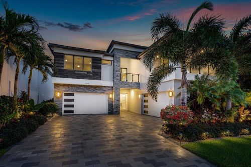 17045 Five Waters Ave, Boca Raton, FL, 33496-5617 | Card Image