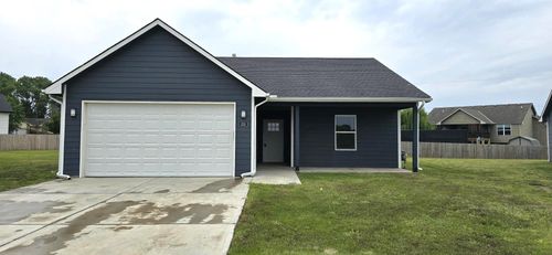 328 Deer Run Ave, El Dorado, KS, 67042-3055 | Card Image