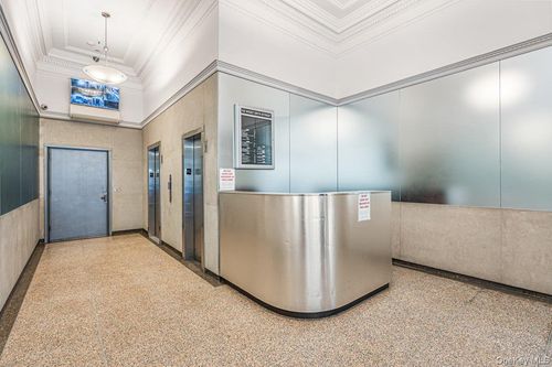 8fl-115 W 29th St, New York, NY, 10001-5106 | Card Image