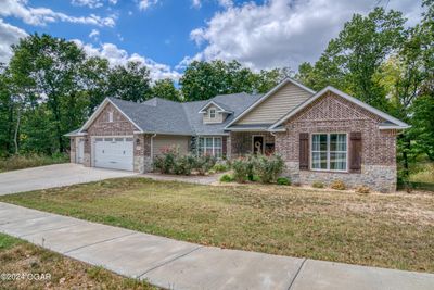 6132 S Scenic Avenue, House other with 5 bedrooms, 3 bathrooms and null parking in Joplin MO | Image 2