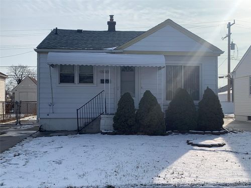 13285 Kerr St, Southgate, MI, 48195-1107 | Card Image