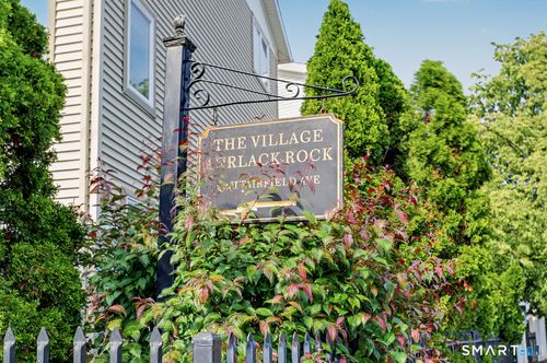 222-3250 Fairfield Ave, Bridgeport, CT, 06605-3271 | Card Image