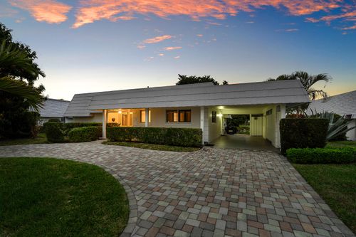 383 Villa Dr S, Atlantis, FL, 33462-1319 | Card Image