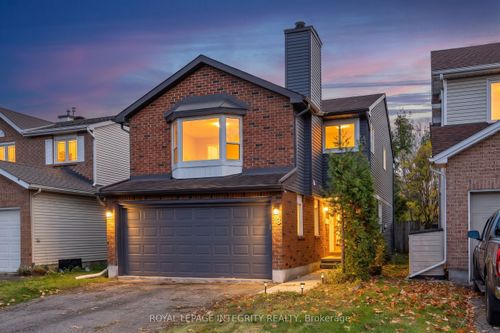 83 Saddle Cres, Ottawa, ON, K1G5L3 | Card Image