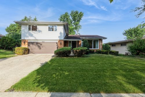 818 Thomas St, Chicago Heights, IL, 60411-1956 | Card Image