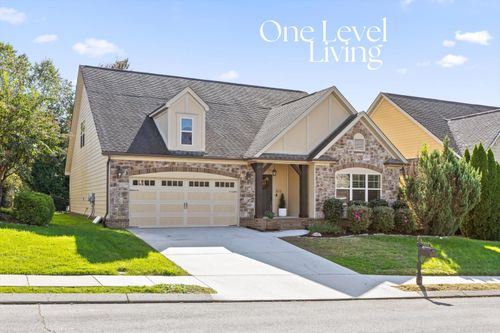 822 Willcrest Dr, Chattanooga, TN, 37405-1948 | Card Image