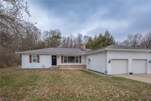 240 Winkler Dr, Wooster, OH, 44691-1643 | Card Image