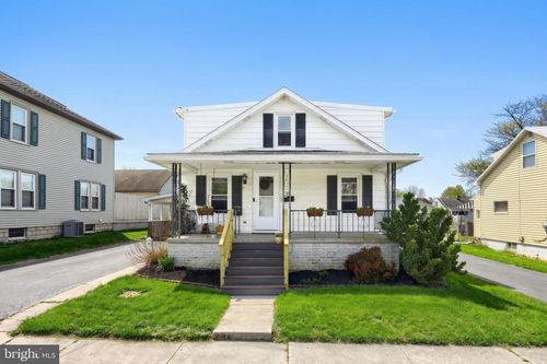 54 Patrick Ave, LITTLESTOWN, PA, 17340-1128 | Card Image