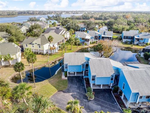 11961 W Edgeview Ct, Crystal River, FL, 34429-5295 | Card Image