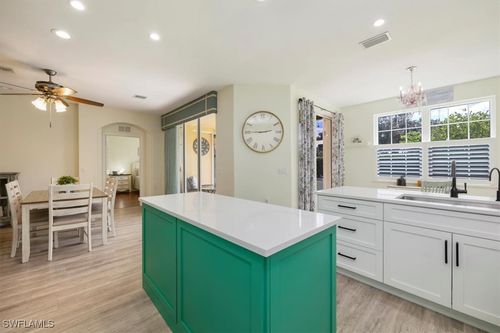apt-902-8315 Big Acorn Cir, Naples, FL, 34119-6828 | Card Image