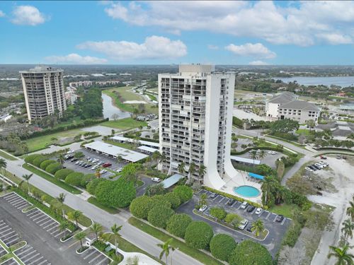 401-2400 Presidential Way, West Palm Beach, FL, 33401 | Card Image