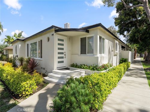 2700 Eucalyptus Ave, Long Beach, CA, 90806-2516 | Card Image