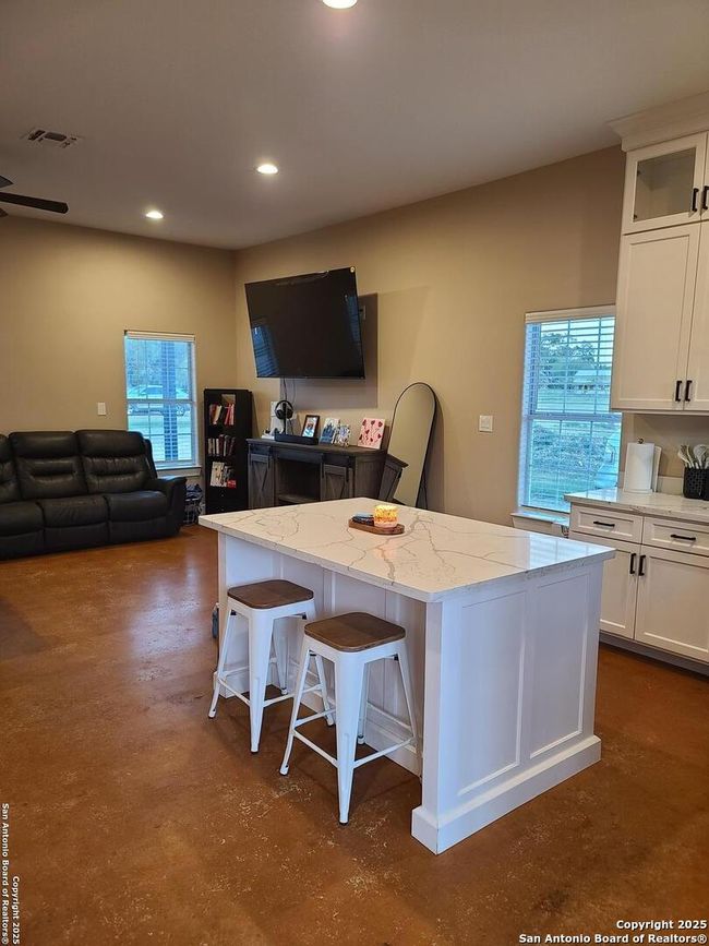 301 Pickford St, House other with 2 bedrooms, 1 bathrooms and null parking in Sabinal TX | Image 13