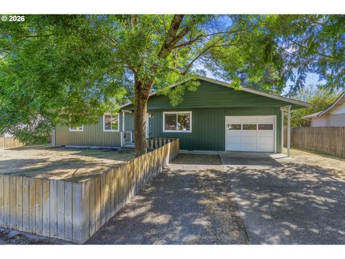 513 Diane St Sw, Castle Rock, WA, 98611-9125 | Card Image