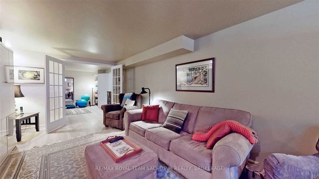 955 Peggoty Cir, House other with 4 bedrooms, 4 bathrooms and 4 parking in Oshawa ON | Image 31