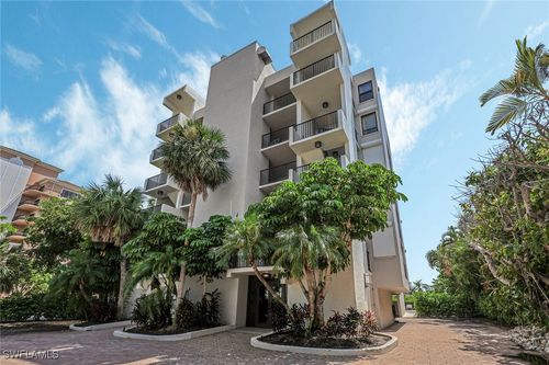 apt-202-10562 Gulf Shore Dr, NAPLES, FL, 34108-2059 | Card Image