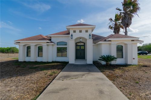 108 County Road 1601, Alice, TX, 78332-7526 | Card Image