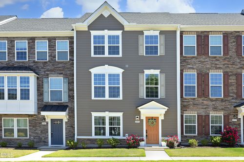 1091 Branch Line Ln, Apex, NC, 27502-2428 | Card Image