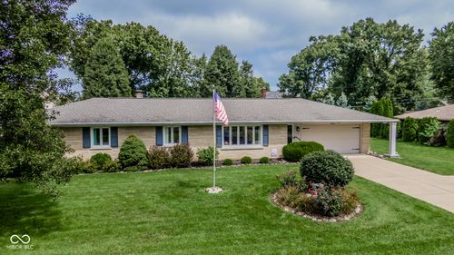 18 Fairfield Dr, Brownsburg, IN, 46112-1914 | Card Image